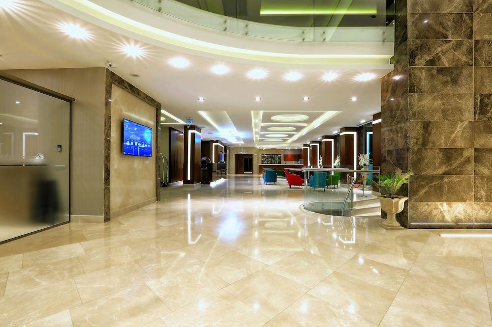 Hotel Western Premier Karsiyaka Convention&spa 5*